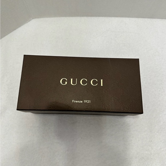 Gucci Authentic Gift Box with Tissue | Classic Brown Embossed GG Pattern Gs - Picture 13 of 14